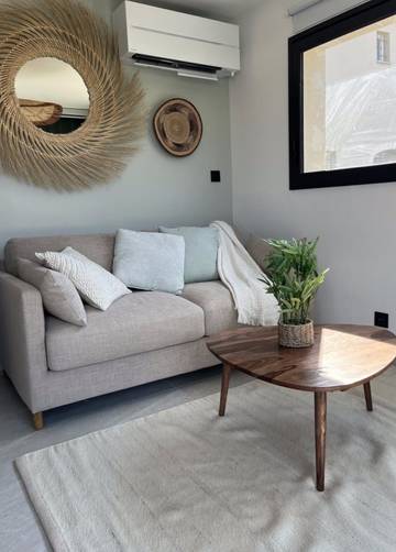 Gîte pour 2 personnes, avec piscine et jardin à L'Isle-sur-la-Sorgue