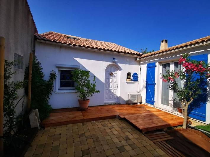 Location de vacances pour 10 personnes, avec jardin ainsi que piscine et vue, animaux acceptés à Cournonterral - 3