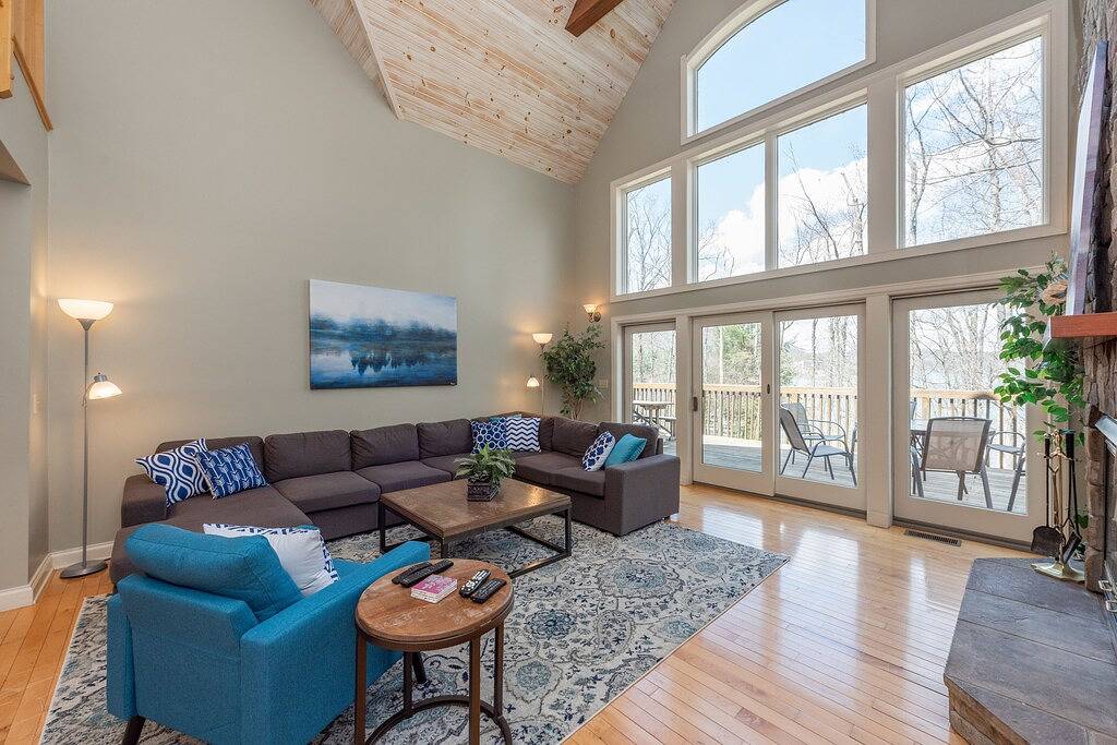 Lake's End - Großes, generationenübergreifendes Lakefront Home in Dcl in Deep Creek Lake