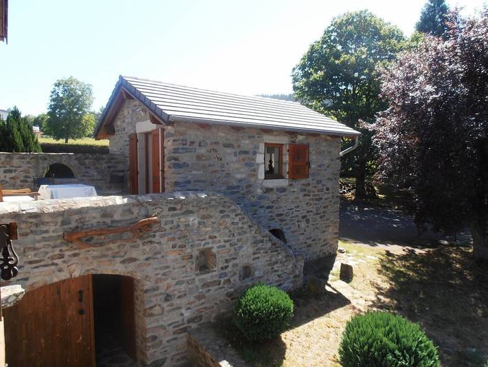 Gîte pour 2 personnes, avec jardin et terrasse