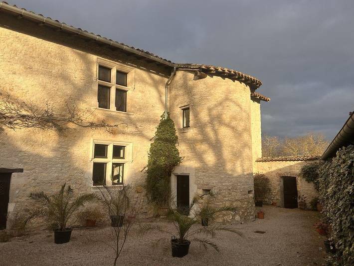 Gîte pour 4 personnes, avec terrasse, animaux acceptés à Senouillac