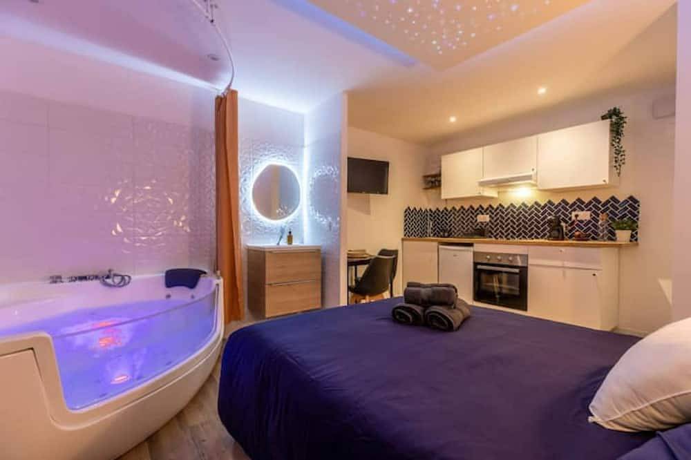 Apartamento entero, Le Cocon Thiernois in Thiers, Parque Natural Regional Livradois-Forez