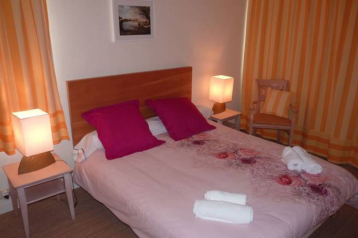 Appartement entier, App. Les Roches d'Argent-Vue Mer,Plages, Piscine Intérieure chauffée. in Plestin-les-Grèves, Ceinture Dorée