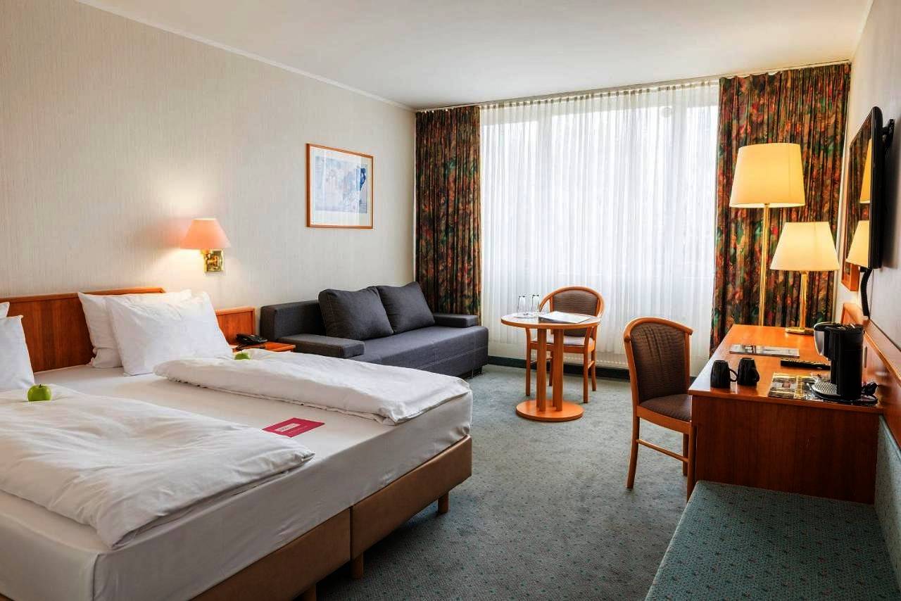 Leoso Hotel Leverkusen in Leverkusen, Condado del Monte