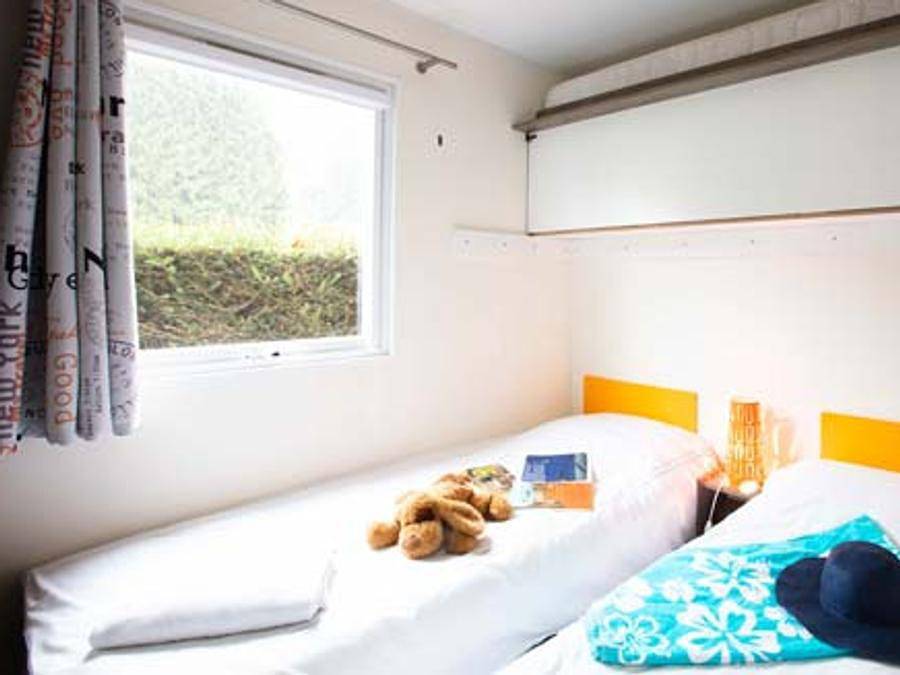 Sunêlia Domaine de Champé - Mobilheim 6 personen - Sunêlia Prestige Déclik 3 Zimmer 35m² - Tv - Überdachte Terrasse in Bussang, Regionaler Naturpark Belchen der Vogesen