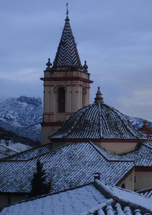 Casa de vacaciones para 6 personas, con vistas además de terraza y piscina - 1