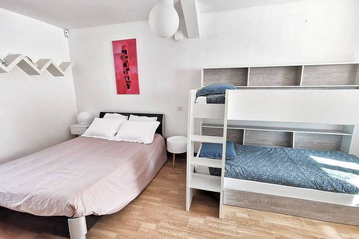 Location de vacances pour 6 personnes, avec jardin dans Sainte-Croix-Hague - 4