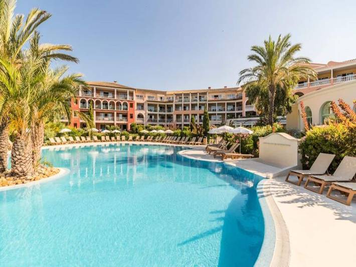 Gîte pour 4 personnes, avec piscine et terrasse, animaux acceptés dans Plage de San Peire - 4