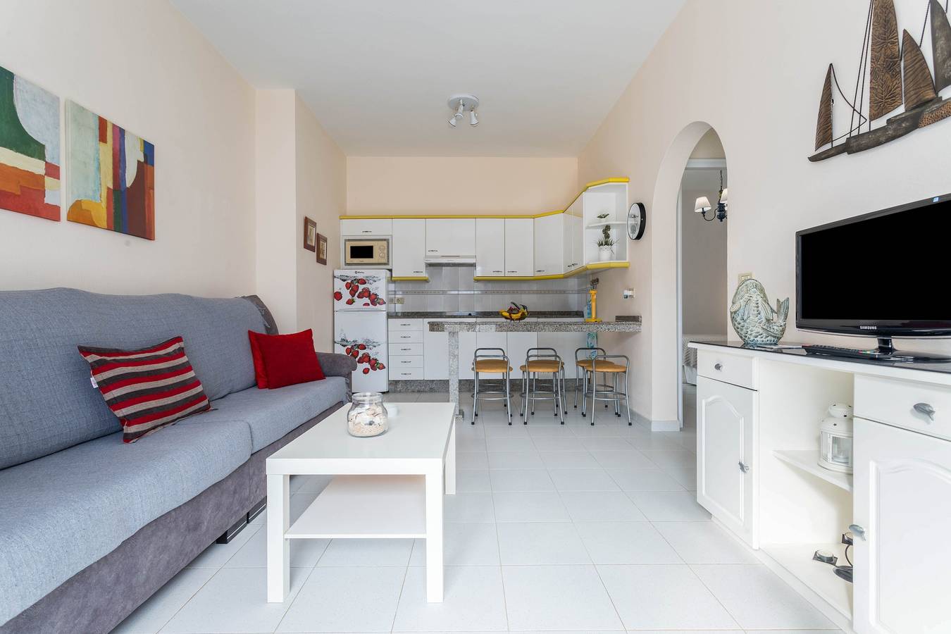 Casa de vacaciones "El Sombrerito 2" con vistas al mar, terraza y Wi-Fi in La Graciosa, Parque Natural Archipiélago Chinijo