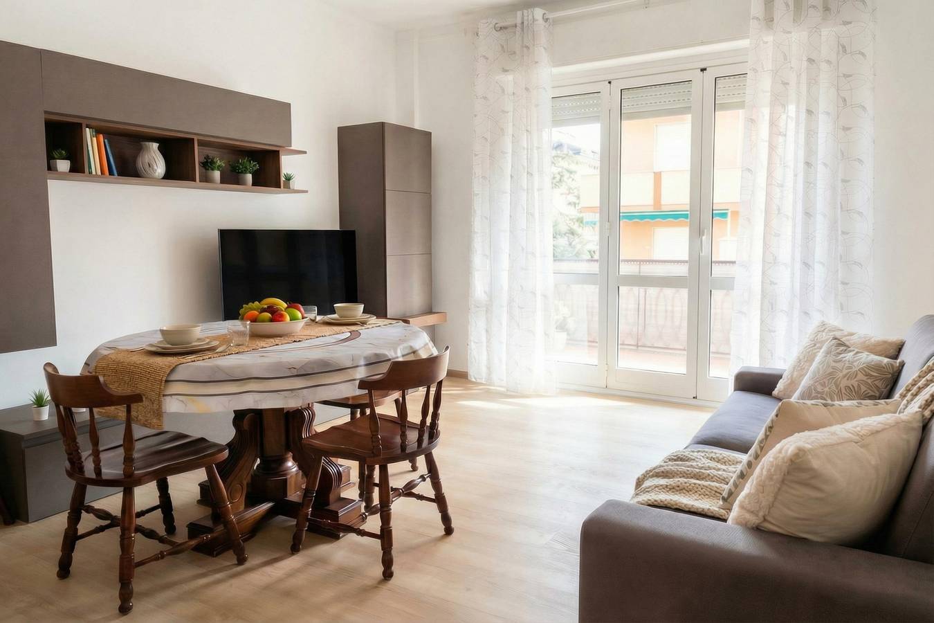 Entire apartment, Casa Vera - 300m from Sea in Ceriale, Riviera di Ponente