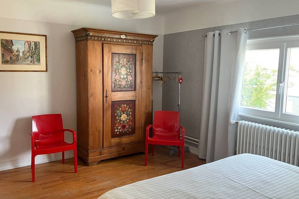 Maison familiale dans quartier résidentiel paisible au pied des Vosges in Région de Thann