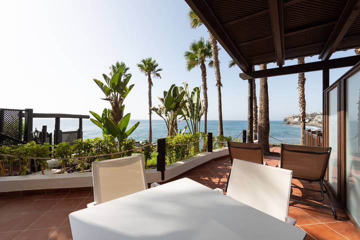 Ferienwohnung für 2 Personen, mit Terrasse und Garten sowie Pool in Playa del Águila - 3