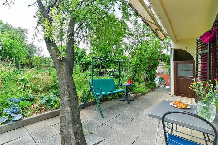 Ferienwohnung für 2 Personen, mit Terrasse in Pakostane