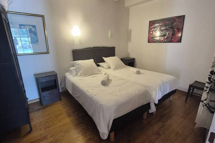 Gite Pech De Durand Villeneuve Sur Lot  - Acces Pmr - 15 couchages - 6 chambres in Villeneuve-sur-Lot, Région de Villeneuve-sur-Lot