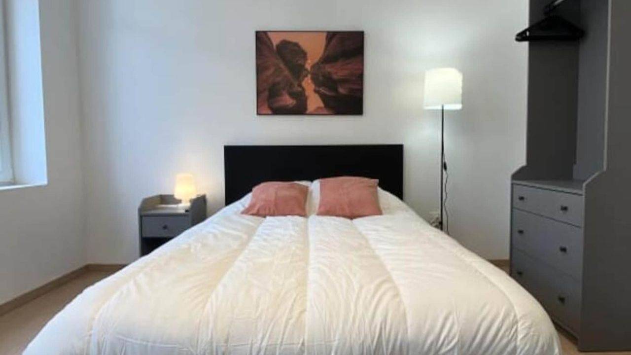 Entire holiday apartment, Ferienwohnung für 2 Personen (45 m²) in Thionville in Thionville, Moselle