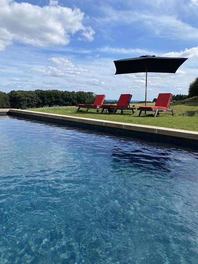 Location de vacances pour 7 personnes, avec piscine et jardin à Ambazac - 3