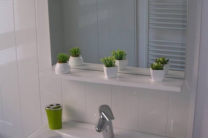 Gîte pour 4 personnes, avec balcon dans Plage Riva-Bella - 3