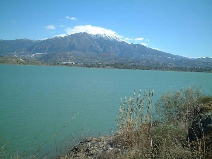 Casa rural para 5 personas, con jardín además de piscina y vistas, Se admiten mascotas en Riogordo - 2