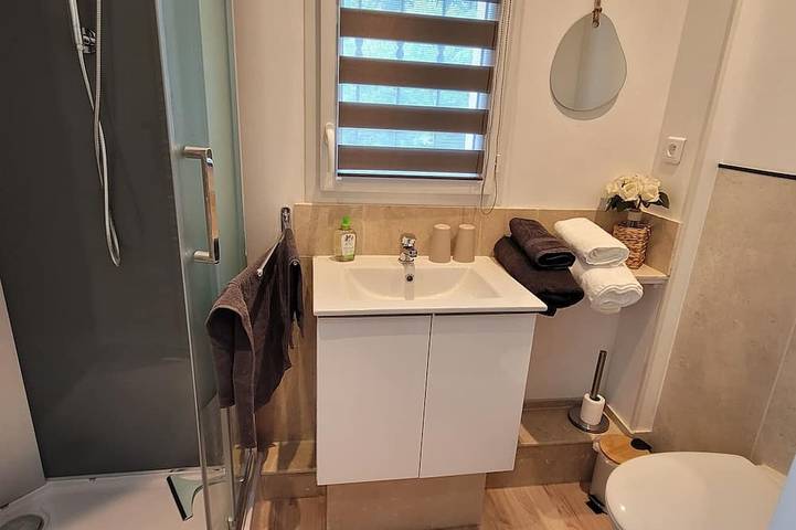 Gîte pour 2 personnes, avec terrasse à Lamonzie-Montastruc - 3