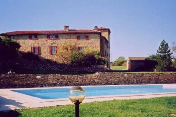 Maison de vacances pour 30 personnes, avec jardin à Millau