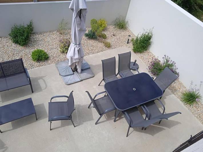 Location de vacances pour 6 personnes, avec terrasse et jardin dans Le Cabellou