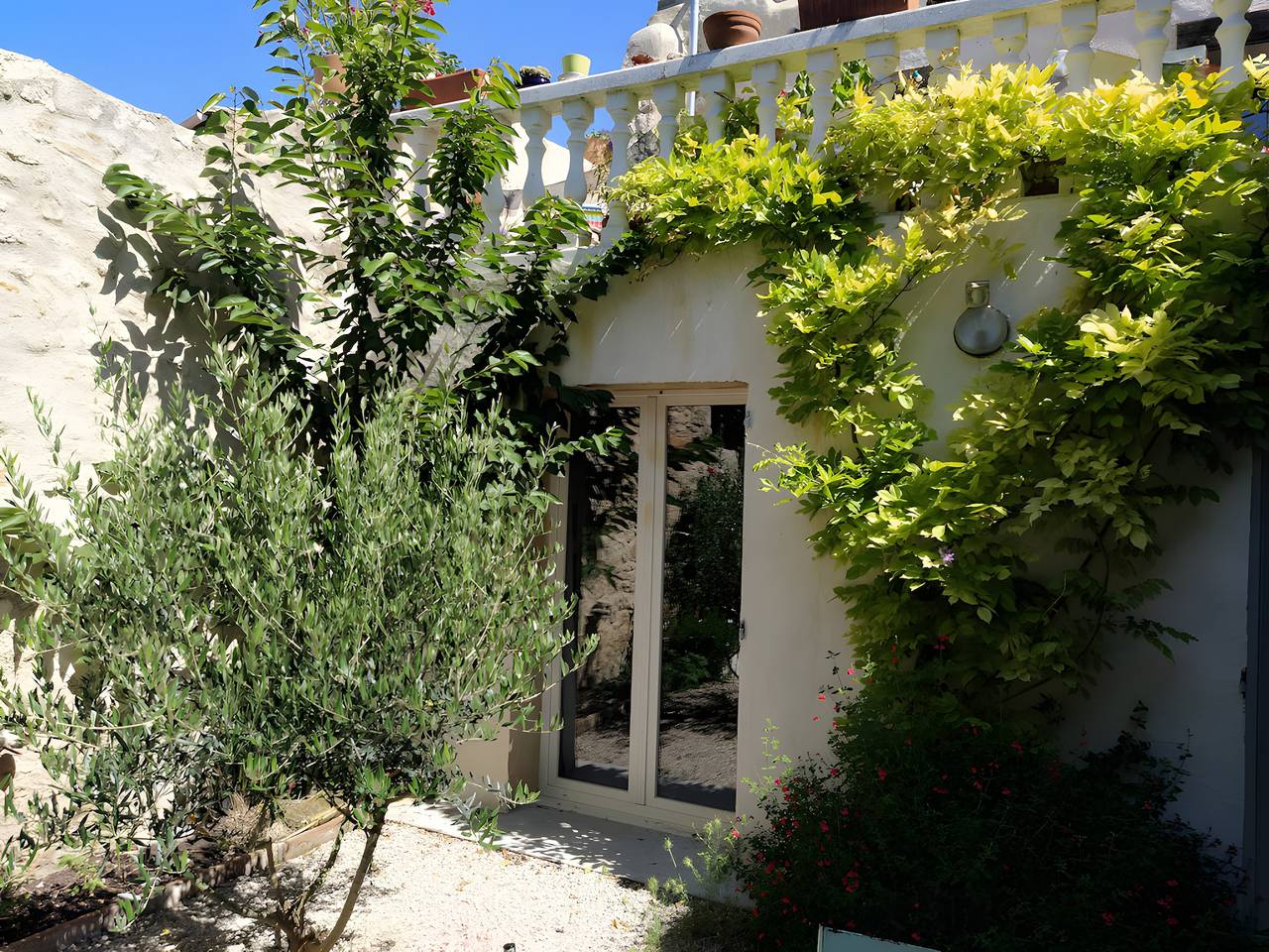 Charmant gîte de village indépendant avec jardin in Montagnac, Côte méditerranéenne (France)