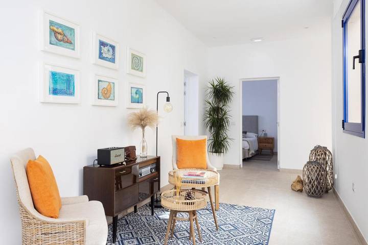 Villa für 4 Personen, mit Kinderpool und Terrasse sowie Ausblick und Pool auf den Kanaren - 3