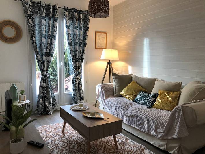 Gîte pour 4 personnes, avec terrasse et jardin à Puilboreau