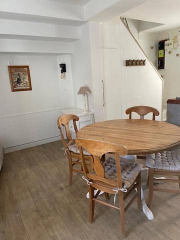Two-Bedroom House in Mirepoix, Ariège