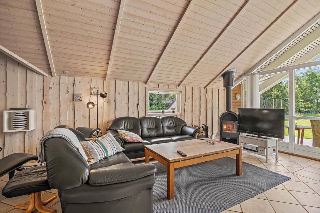 Gemütliches Ferienhaus mit Sauna und Whirlpool in Henne, Filsø See