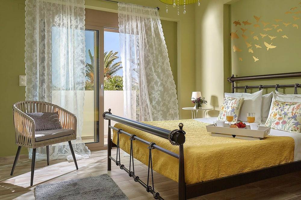 Villa Eva 2 Brandneue Luxusvilla, 50 Meter vom Meer entfernt, in einer sehr ruhigen Gegend in Kokkini Hani, Iraklio-Heraklion und Umgebung