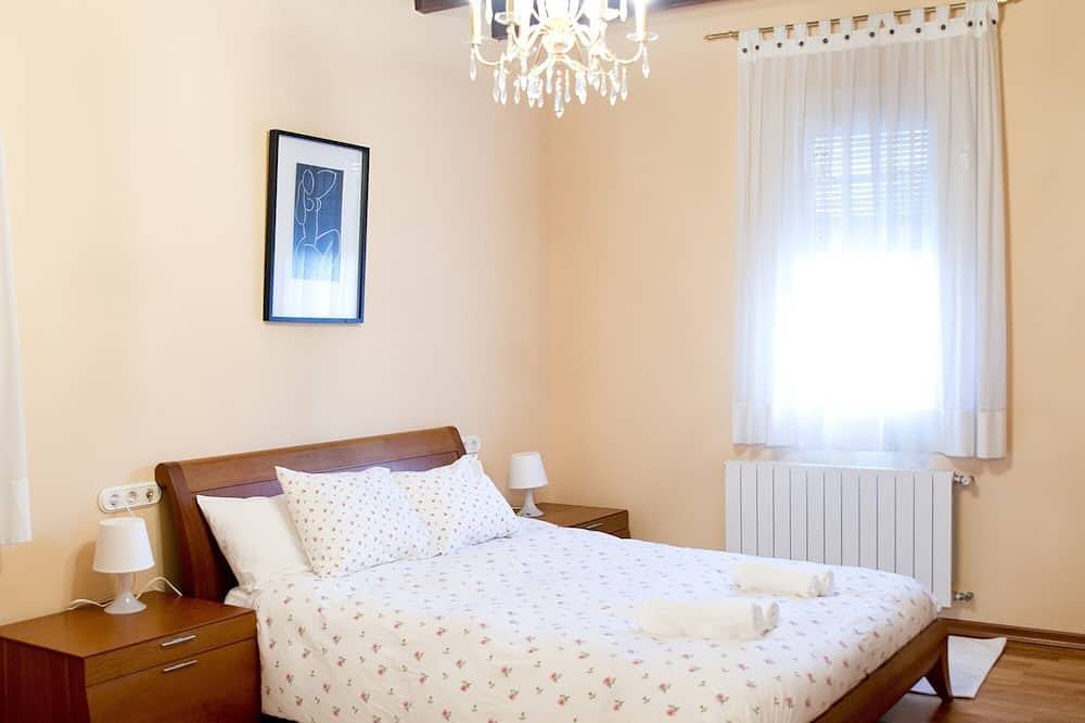 Touristenvilla mit viel Persönlichkeit und Privatsphäre. Pool, Garten, Grill in Arenys de Mar, Costa del Maresme