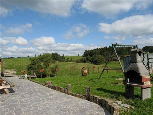 Maison d’hôte pour 15 personnes, avec Jacuzzi et Terrasse ainsi que Jardin et Sauna à Gouvy