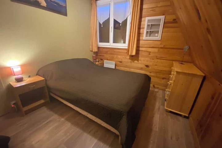 Quiet Mountain Chalet. Hiking, 1/4h from skiing, 200m from the village in Campan, Französische Pyrenäen