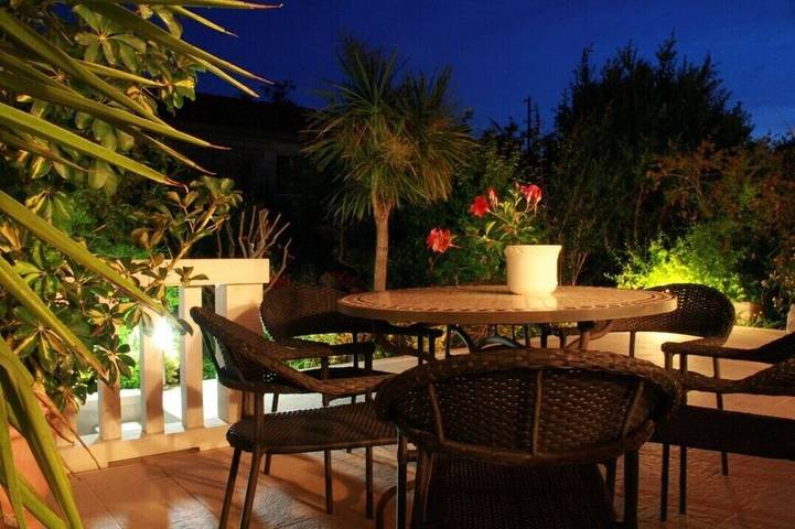 Villa für 7 Personen, mit Whirlpool und Garten - 1