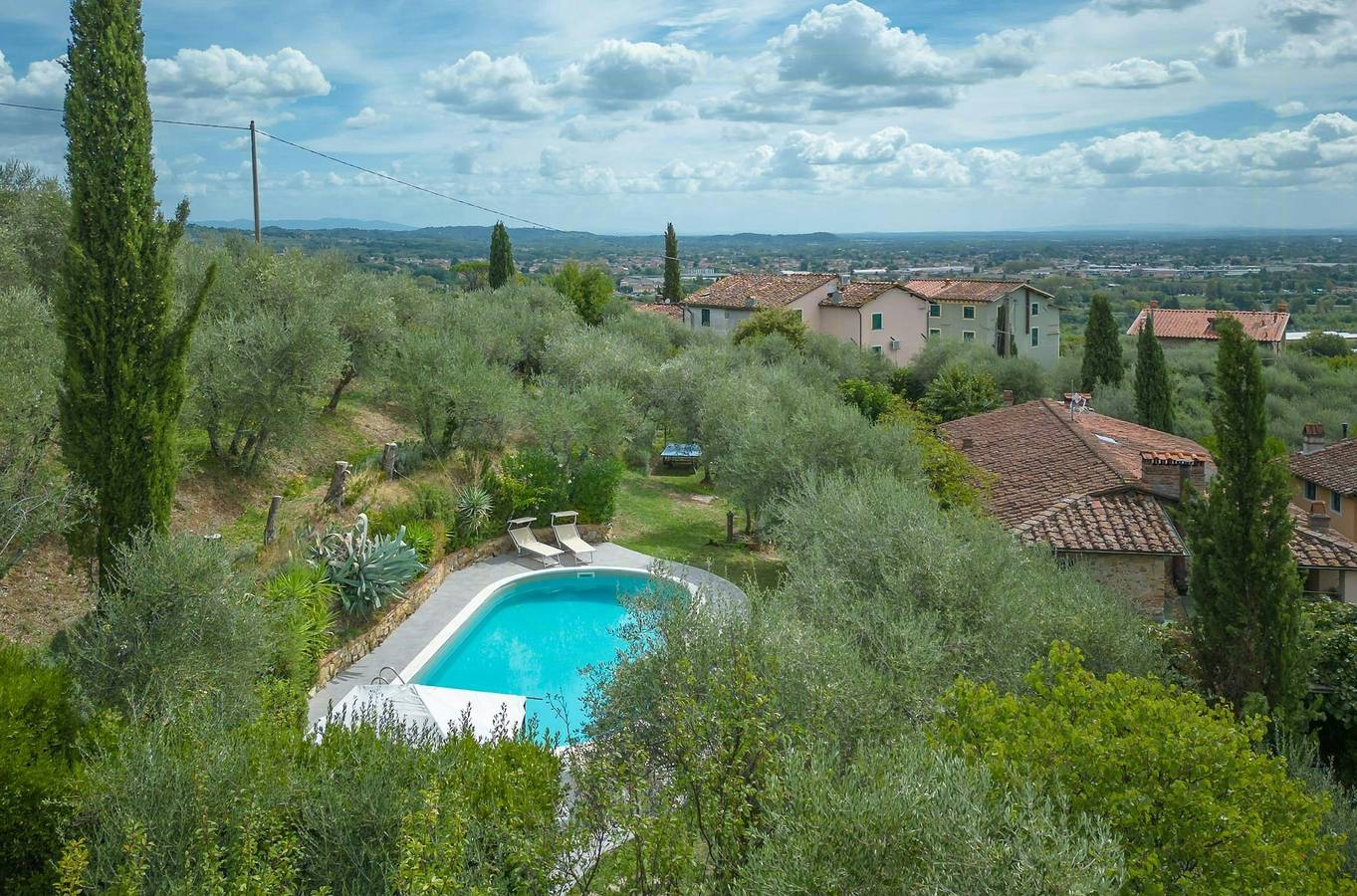 Giglio. Landhaus mit privatem Pool in der Nähe von Lucca in Lucca, Lucca Provinz