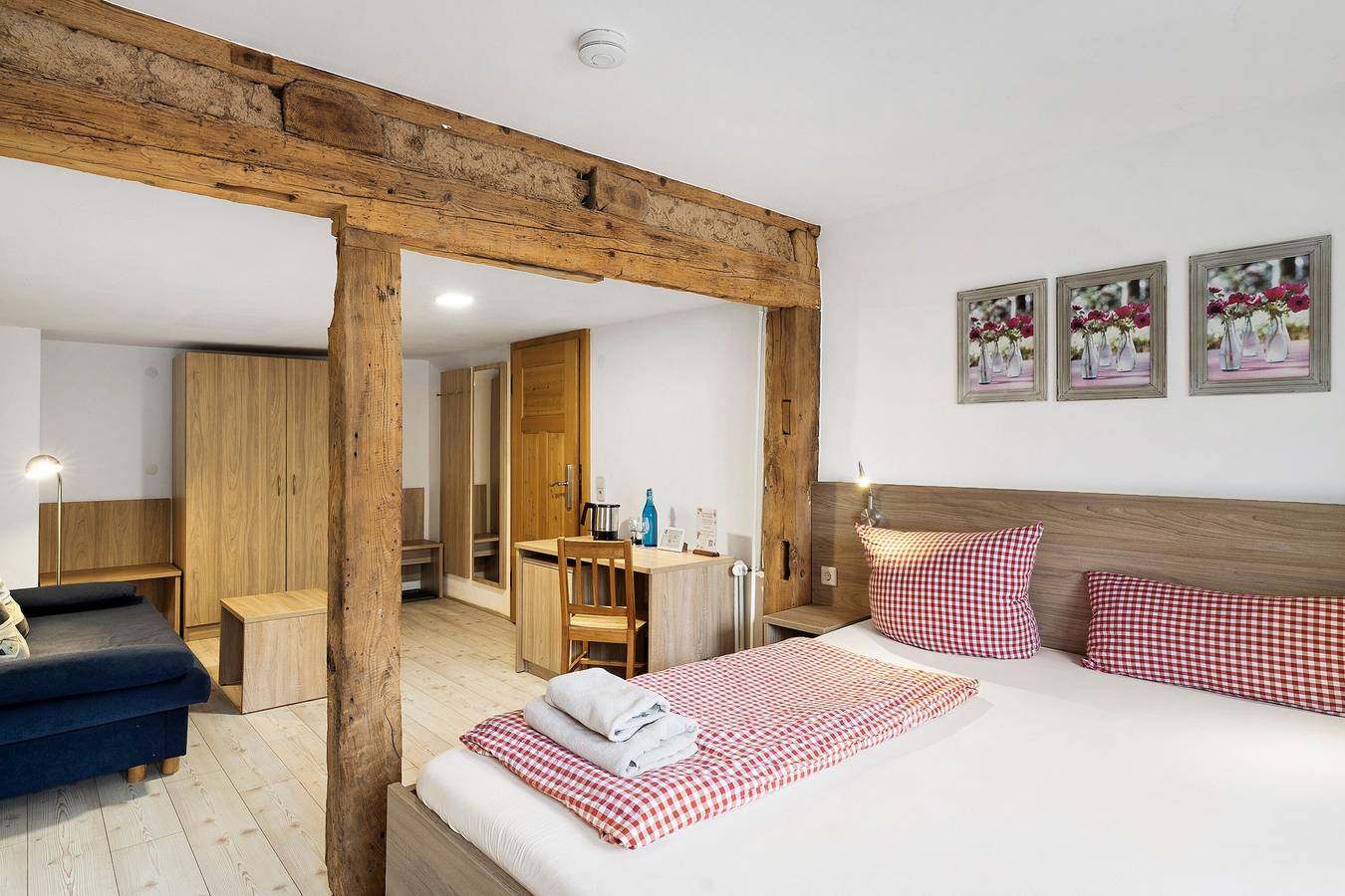 Room “Esche” with Mountain View, Shared Garden and Wi-Fi in Sasbachwalden, Central Black Forest