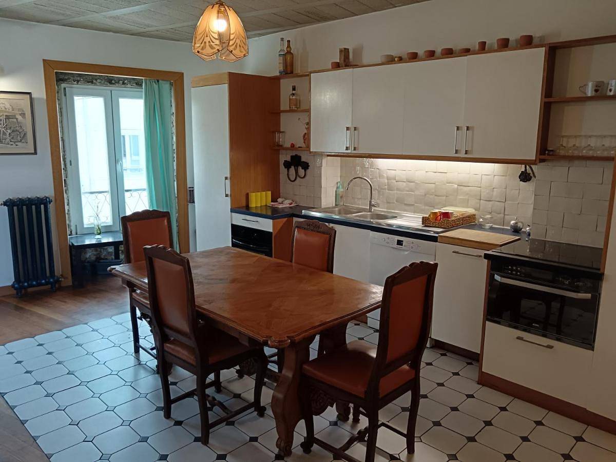 Appartement entier, One-Bedroom Apartment in Tournan-en-Brie, Seine-et-Marne