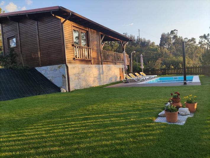Casa rural para 4 personas, con vistas además de jardín y piscina, Se admiten mascotas en Distrito de Braga - 2
