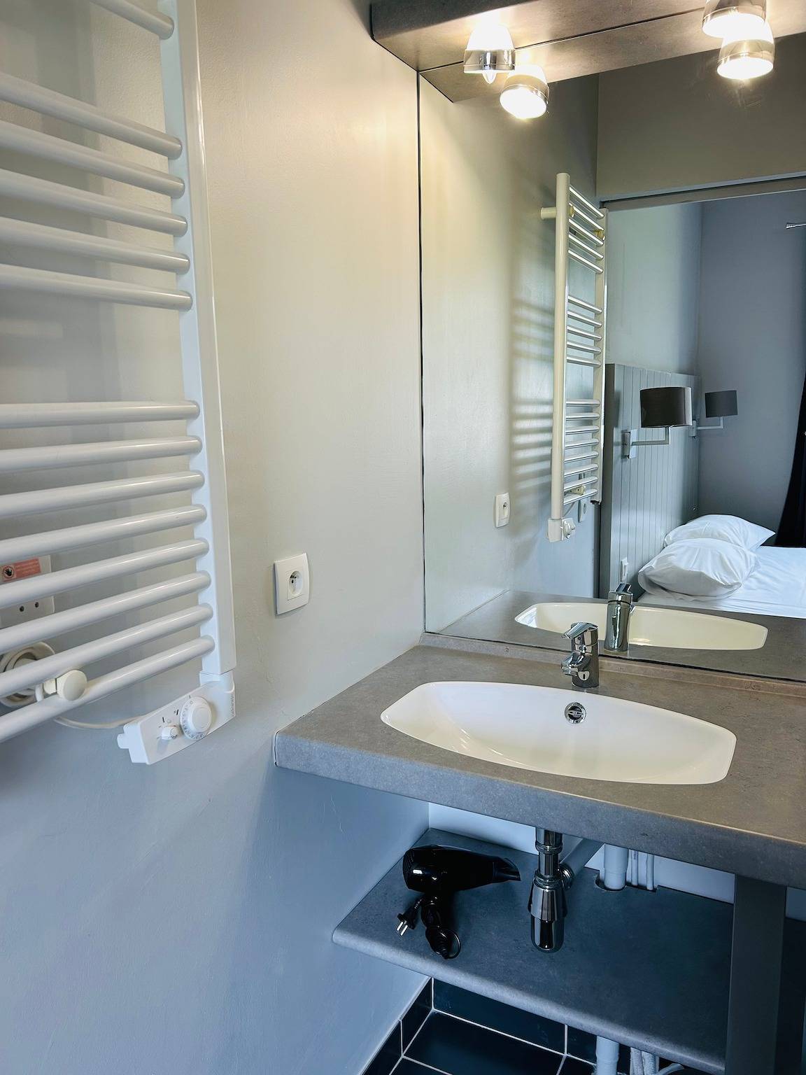 Appartement entier, Les Thermes 408 - Appt pour 4 avec piscine partagée in Concarneau, Région de Quimper