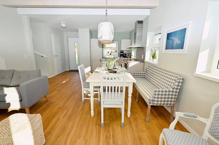 Ferienwohnung für 4 Personen, mit Terrasse und Garten in Behrensdorf