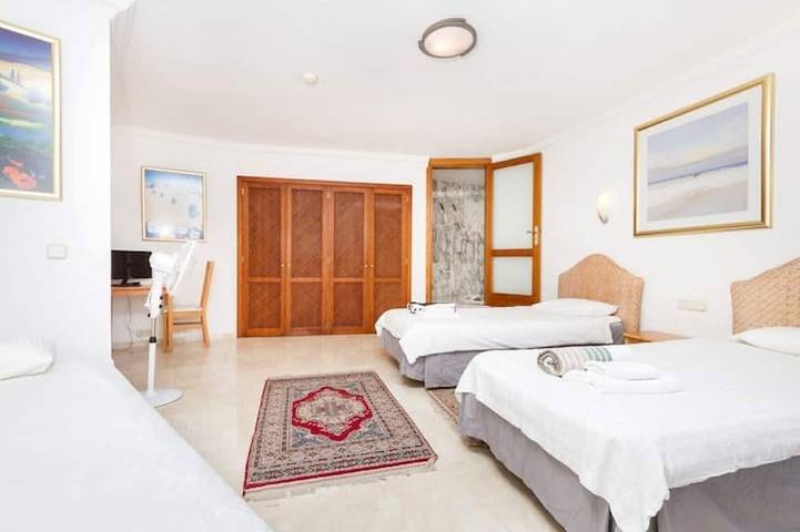 Villa für 7 Personen, mit Terrasse und Pool sowie Garten und Whirlpool in Gran Canaria Süd - 4