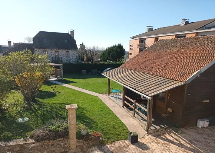 Chambre d’hôte pour 2 personnes, avec Jacuzzi ainsi que Terrasse et Jardin à Saint-Illide