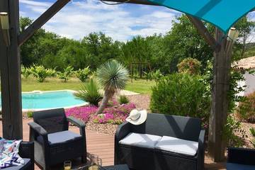 Cottage pour 8 personnes, avec jardin à Vailhauquès