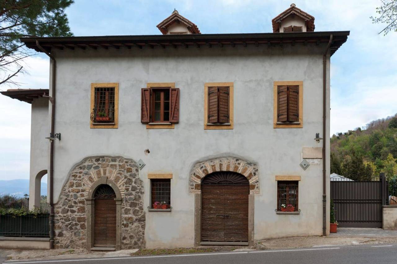 Superior Queen Room in Monte Porzio Catone, Castelli Romani