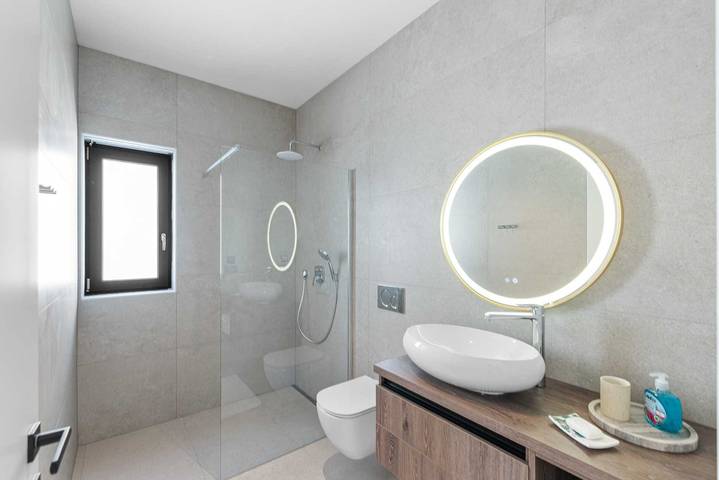 Ferienhaus für 8 Personen, mit Balkon und Pool in Kosinozici - 4