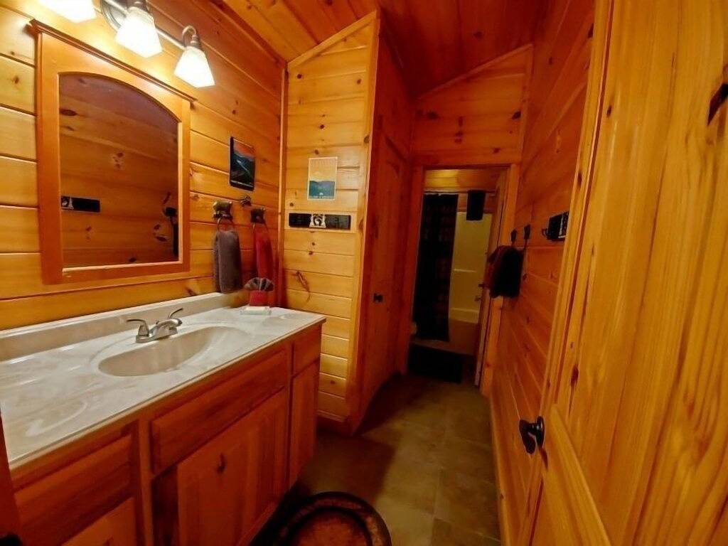 Glamping for 6 Guests in Cosby (TN), Cocke County
