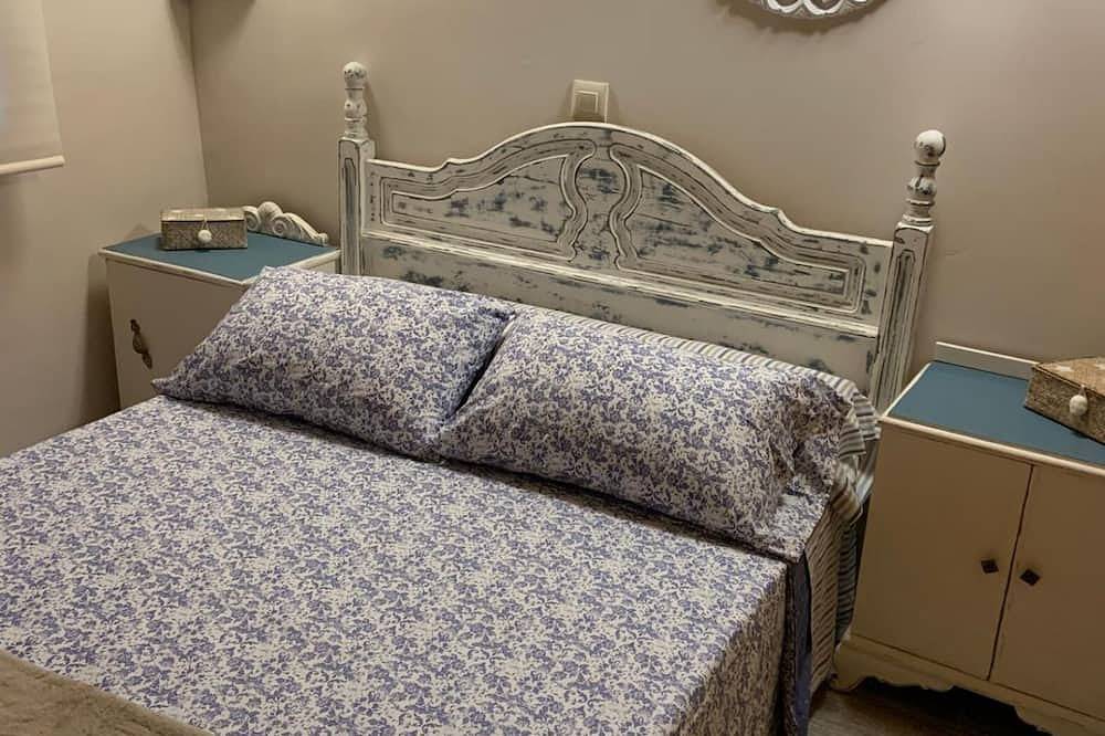 Casa rural 'La Casita Del Portal' con vistas a la montaña, Wi-Fi y aire acondicionado in Pedro Bernardo, Valle del Tiétar