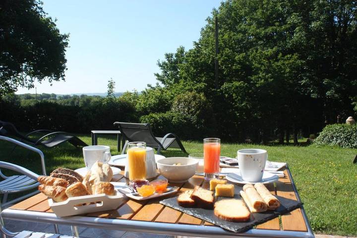 Hôtel pour 5 personnes, avec jardin ainsi que jacuzzi et sauna, adapté aux familles à Locronan - 3