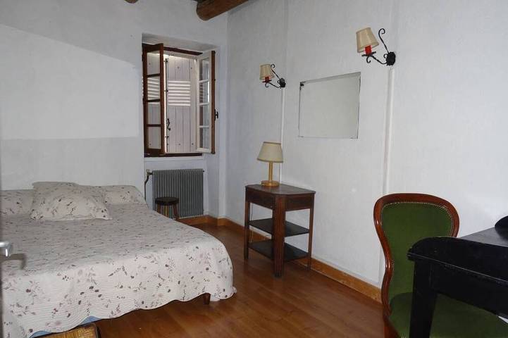 Location de vacances pour 9 personnes, animaux acceptés à Yronde-et-Buron - 4